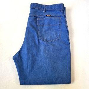 Wrangler Men's 42" X 30" Regular Fit Blue Dark Wash Cotton Blend Denim Jeans